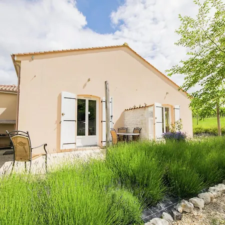 Villa In With Pool And Vineyards, Cleaning Included Segonzac (Charente)