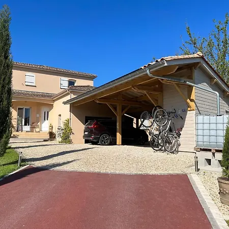 In With Pool And Vineyards, Cleaning Included Villa *